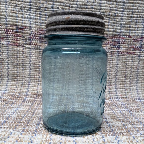Vintage 1923-1933 Ball Perfect Mason Jar 10 Blue Glass Jar Zinc Lid Quart - Picture 4 of 9